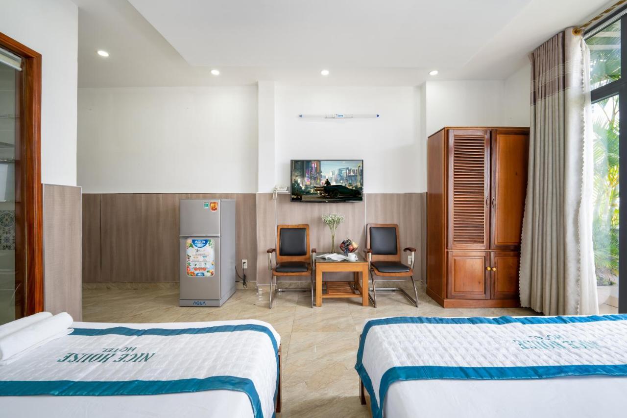 Nice House Hotel - Near My Khe Beach دا نانغ المظهر الخارجي الصورة