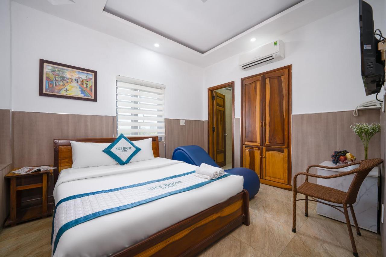 Nice House Hotel - Near My Khe Beach دا نانغ المظهر الخارجي الصورة
