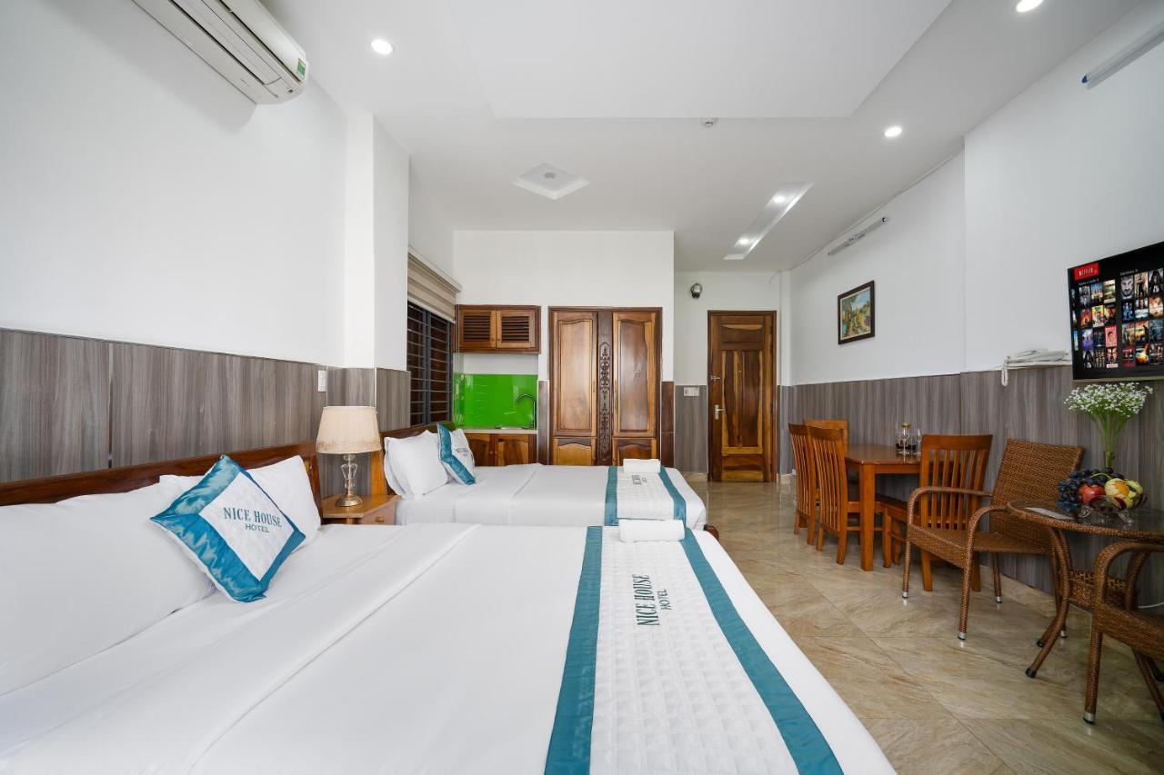 Nice House Hotel - Near My Khe Beach دا نانغ المظهر الخارجي الصورة