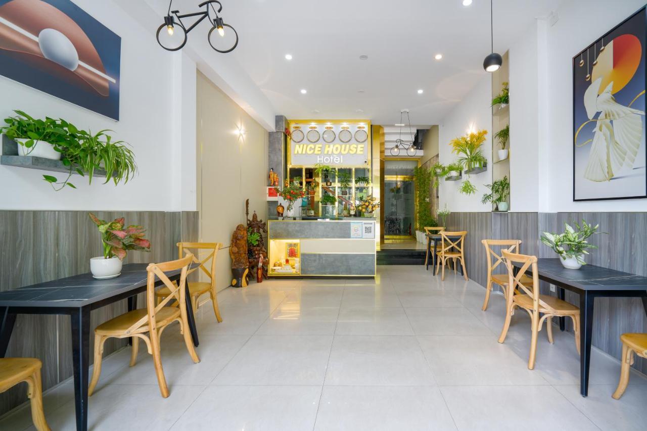 Nice House Hotel - Near My Khe Beach دا نانغ المظهر الخارجي الصورة